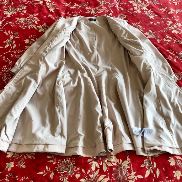 Superb bebe Silver Peony Fit & Flare Round Neck Zip-Front Princess Coat - XS - Picture 6 of 15